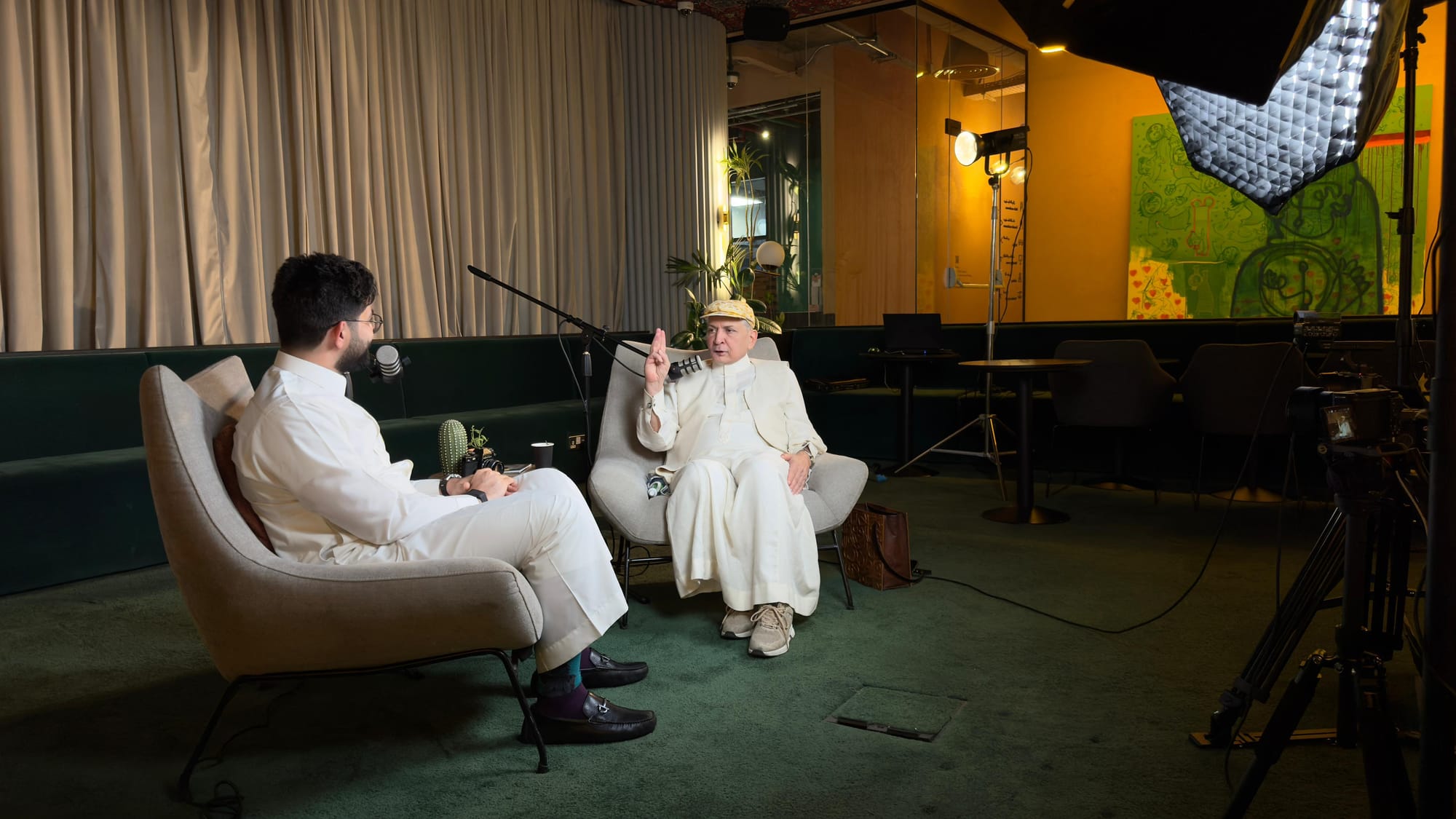 This is part of Ameer Albahouth Podcast Nahj which is a deeper look at Personal Branding with some of the most incredible Saudi Local Niche Personal Brands.